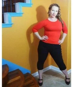 Glitz Glam And Rebellion Women's Apparel Pin Up Top In Solid Red