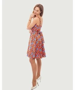 Eva Rose Sweetheart Dress In Berry Print