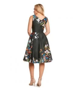 Eva Rose V-Neck Swing Dress In Exotic Florals Print Women's Apparel