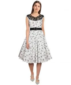 ChicStar Labyrinth Lace Dress In White And Black