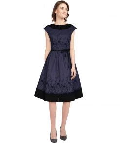 ChicStar Gloria Gardens Dress In Purple