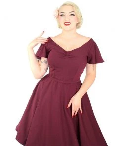 Women's Apparel Hemet Butterfly Swing Dress In Burgundy