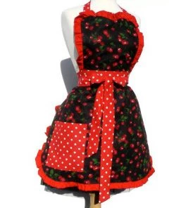 Hemet Ruffled Black Cherry Apron