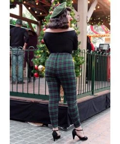 Women's Apparel Hemet Green Plaid Cigarette Pants