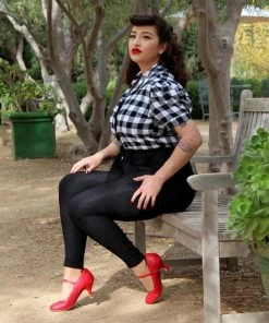 Women's Apparel Hemet Buffalo Check Pinup Top In Black & White