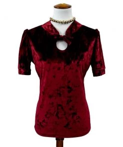 Hemet Velvet Keyhole Top In Burgundy